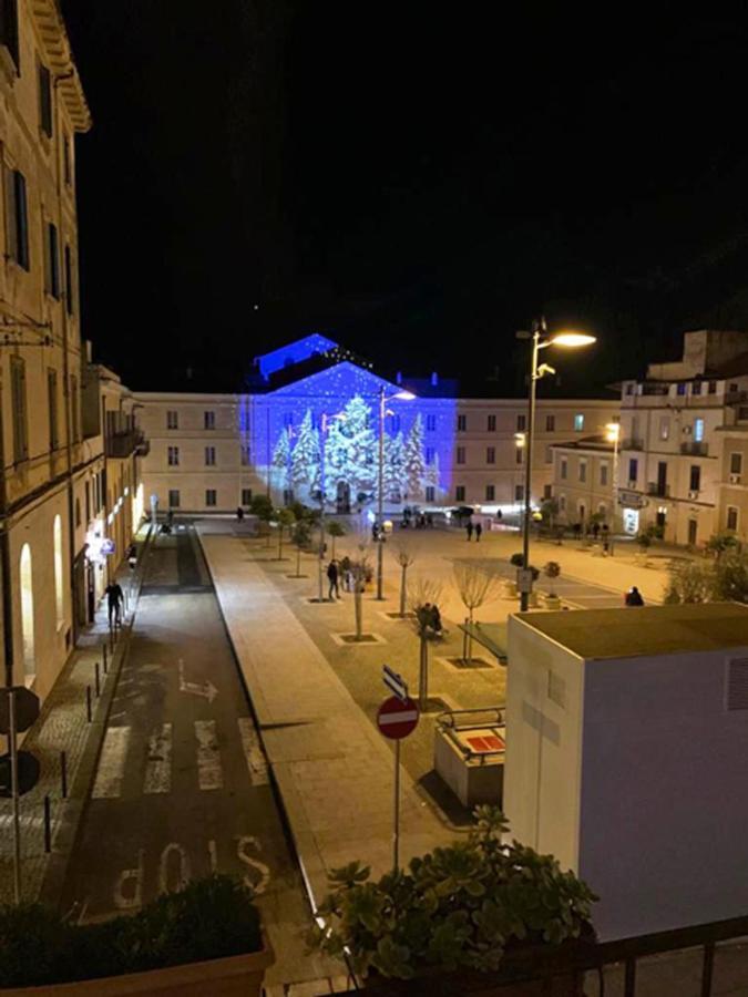 B&B Le Finestre Su Via Cavour Sassari Exteriér fotografie