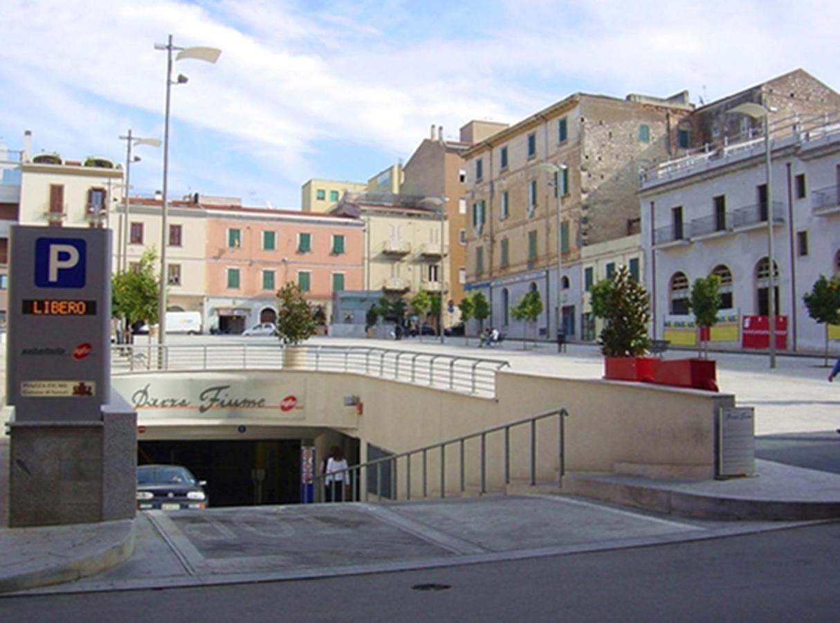 B&B Le Finestre Su Via Cavour Sassari Exteriér fotografie